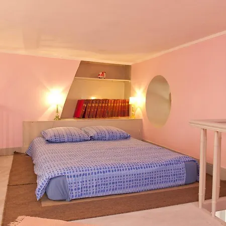 Saint Germain Apartment Апартаменты