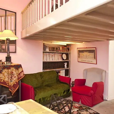 Saint Germain Apartment דירה *