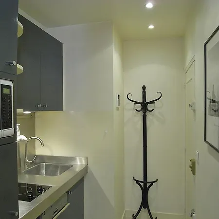 Апартаменты Saint Germain Apartment